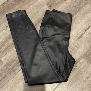 Carbon 38 faux leather legging